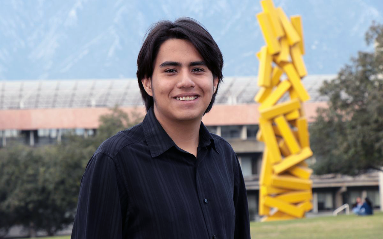 Alumno Fernando Quintanilla