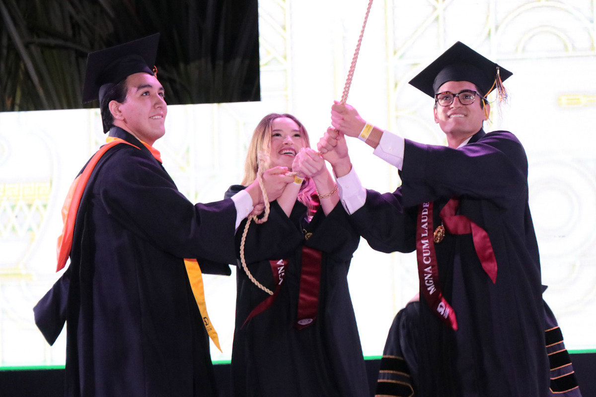 Graduados Summa Cum Laude
