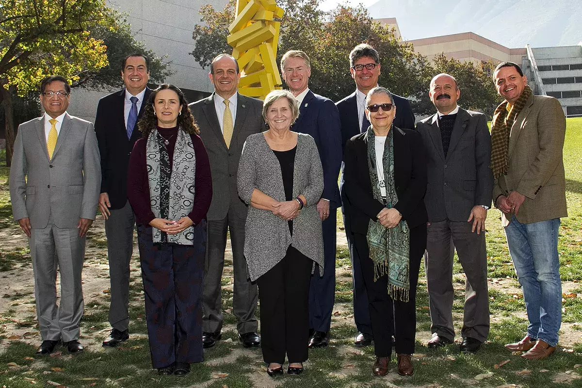 negocios-noticias-acreditacion-aacsb