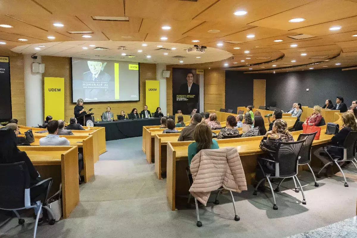 Archivo UDEM