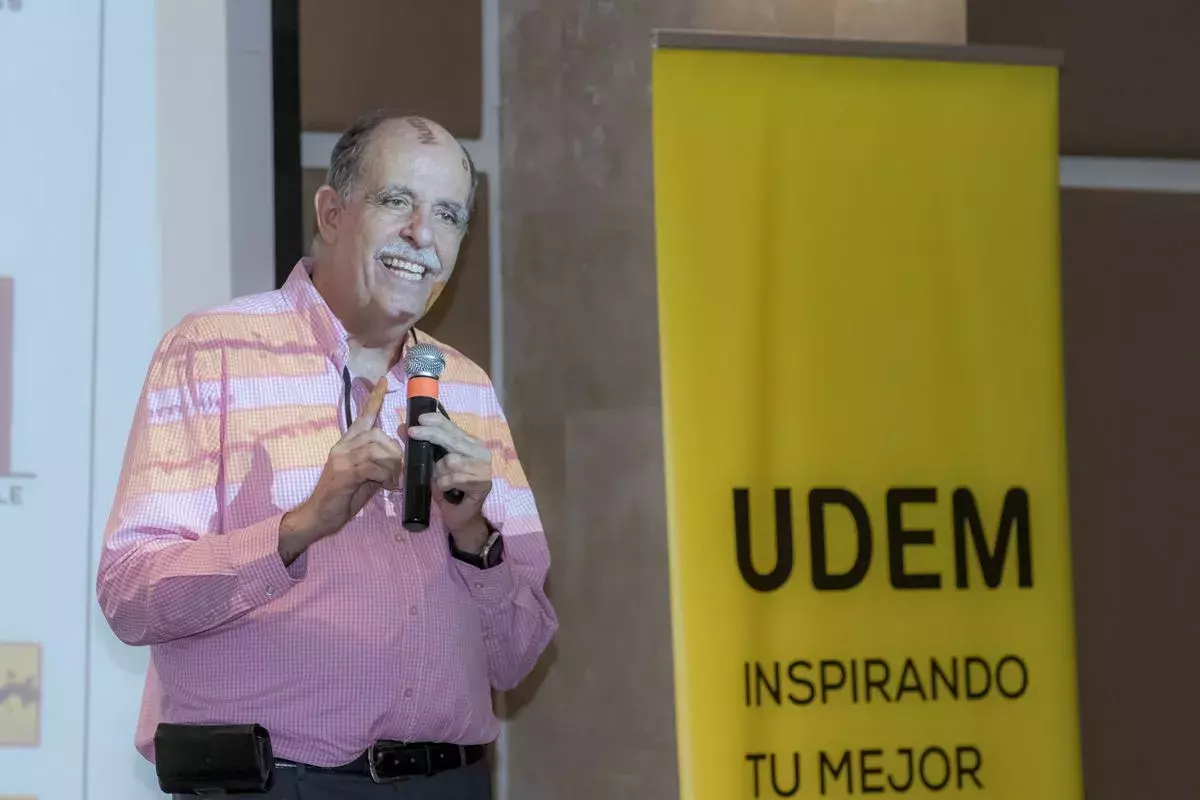 Archivo UDEM