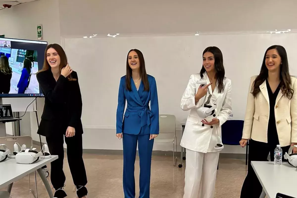 Estudiantes de la Licenciatura en Mercadotecnia de la Universidad de Monterrey establecen serie de pasos que permiten a las marcas innovar y diseñar experiencias para el metaverso.