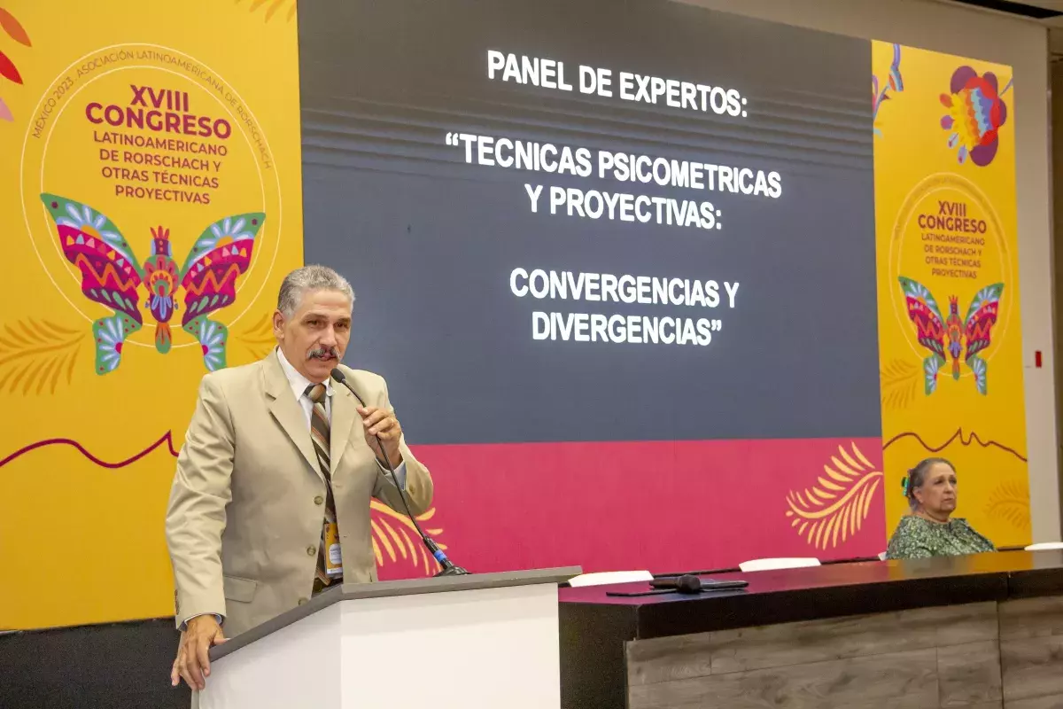Archivo UDEM