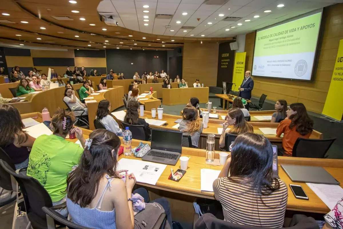 Archivo UDEM