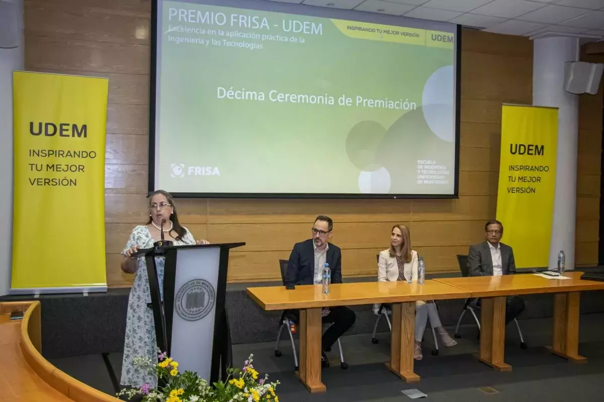 Archivo UDEM