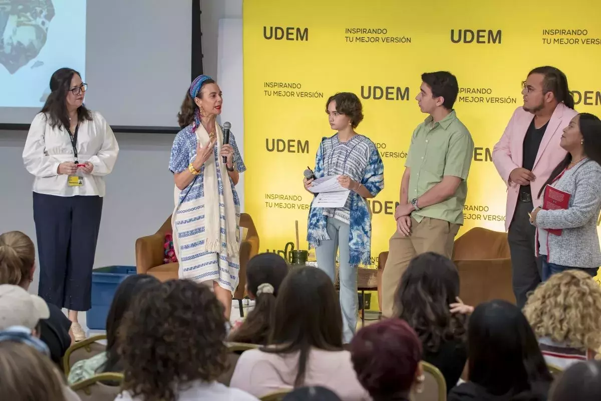 Archivo UDEM