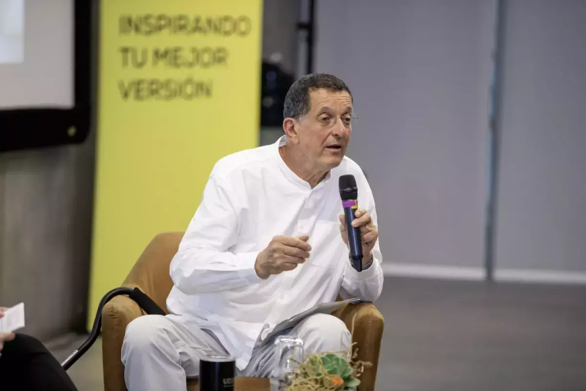 Archivo UDEM