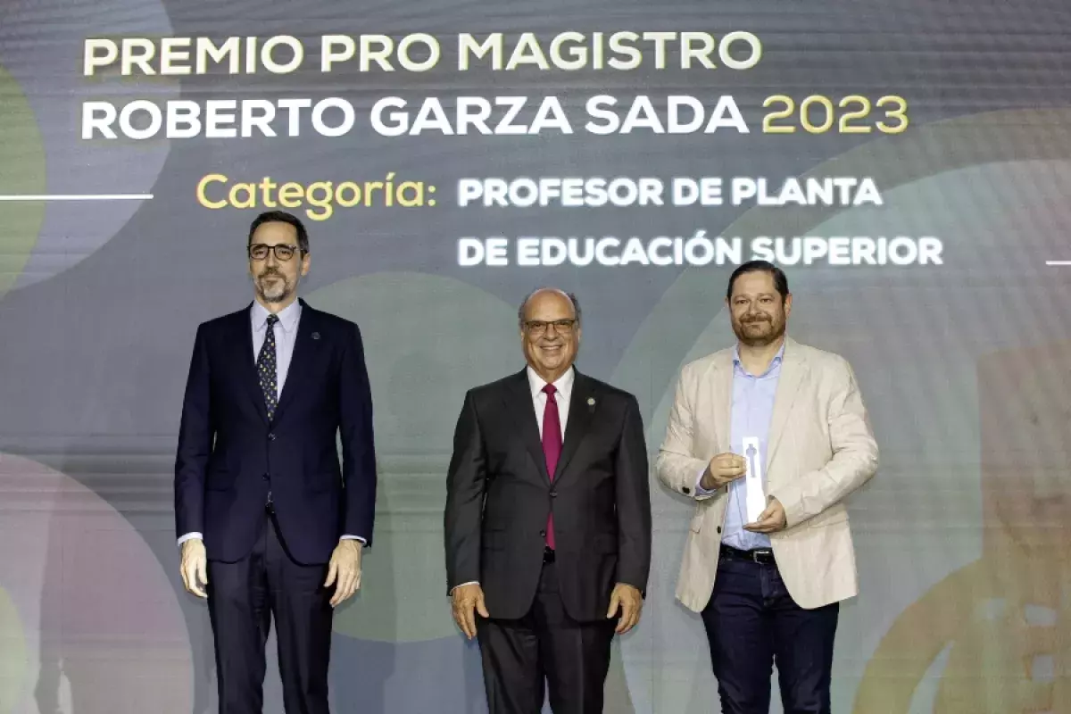Archivo UDEM