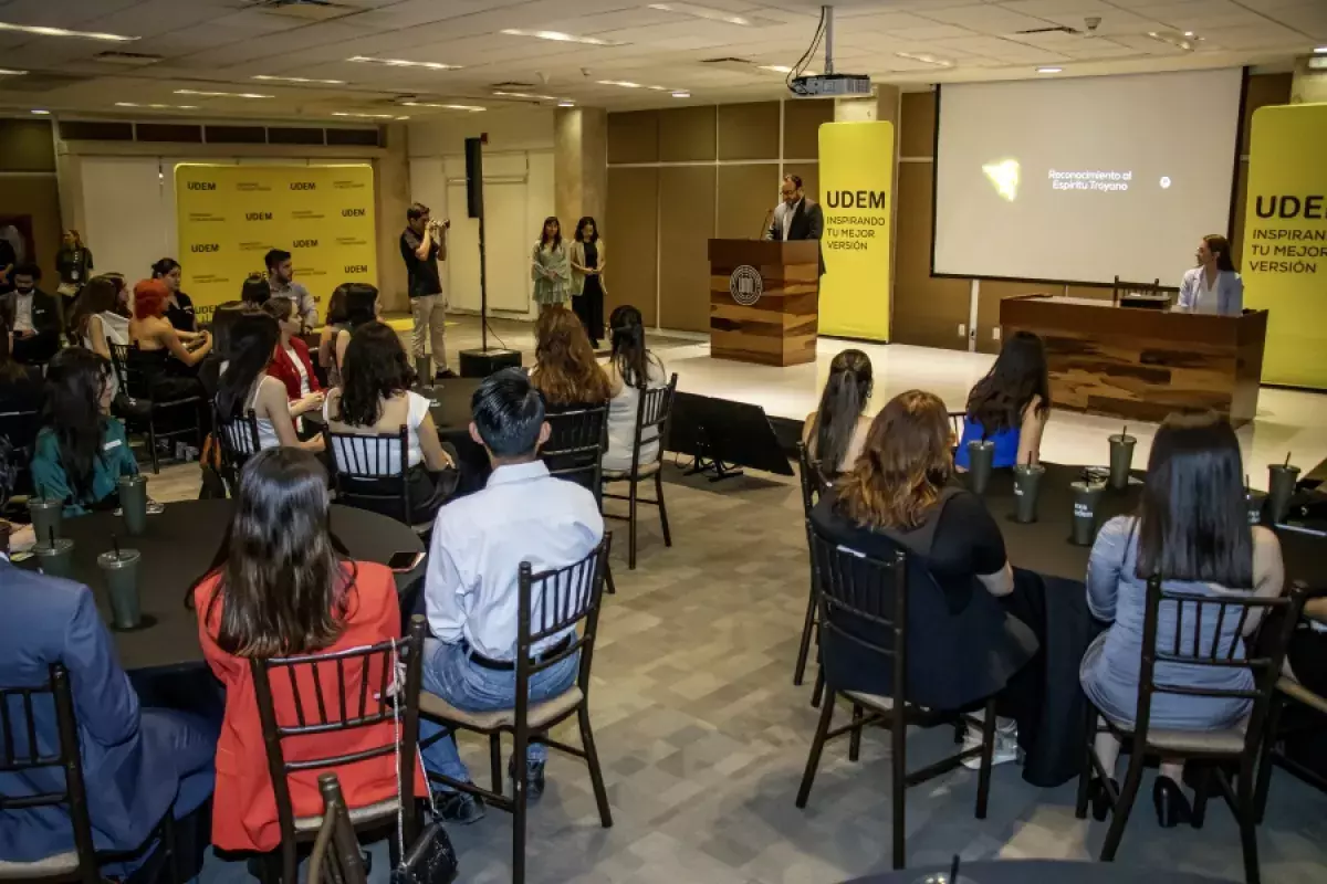 Archivo UDEM