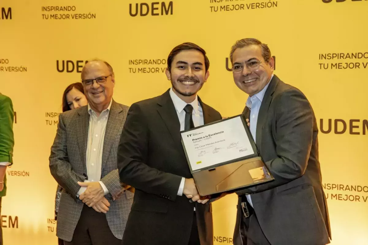 Archivo UDEM