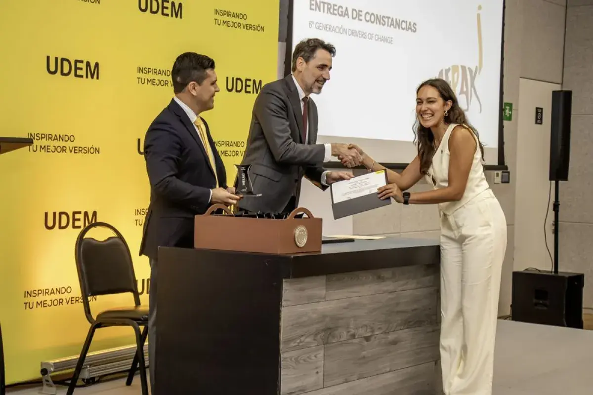 Archivo UDEM