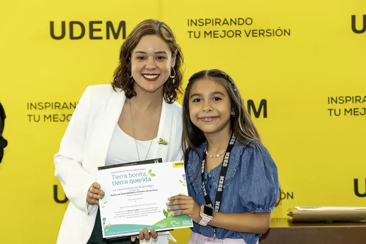 Archivo UDEM
