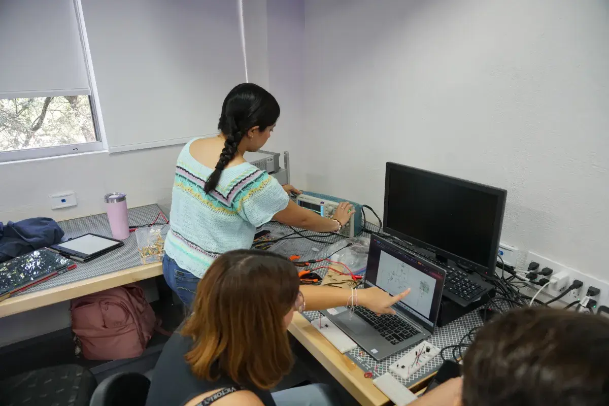 Laboratorio de Electrónica