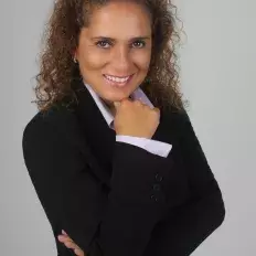 Laura Elizabeth Garza Meza
