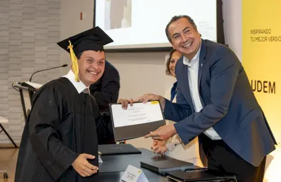 Archivo UDEM