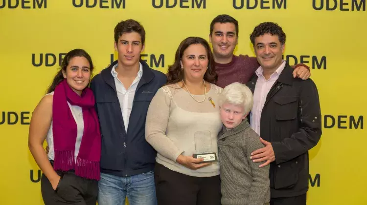 Archivo UDEM