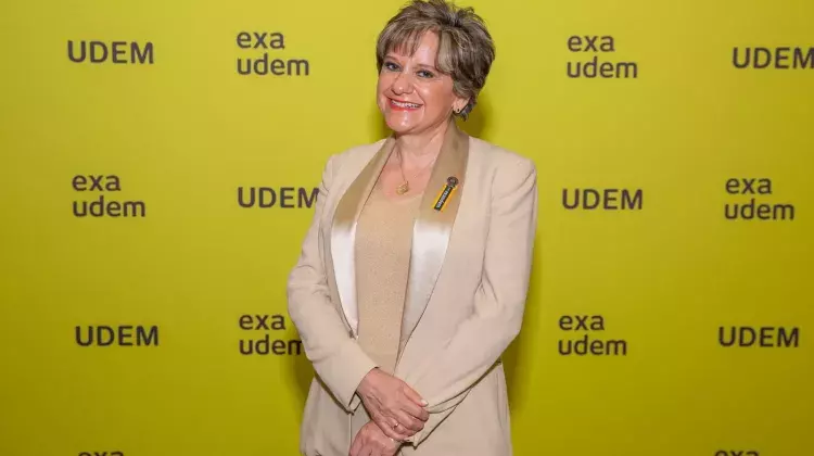 Archivo UDEM