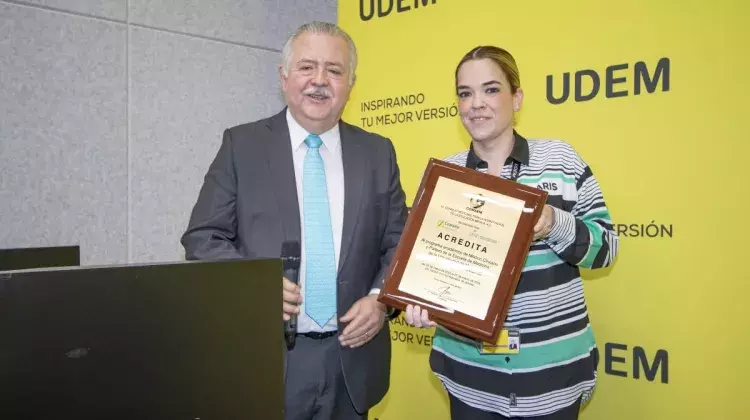 Archivo UDEM