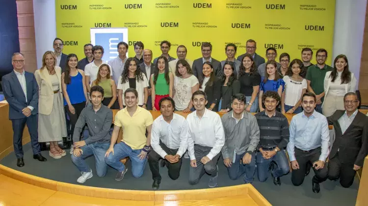 Archivo UDEM