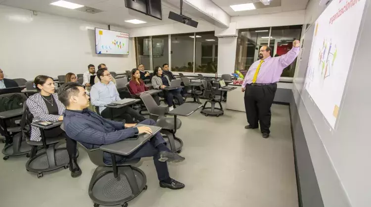 Archivo UDEM