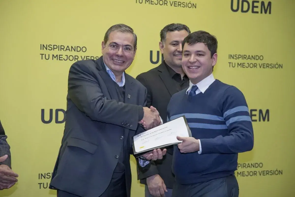Archivo UDEM