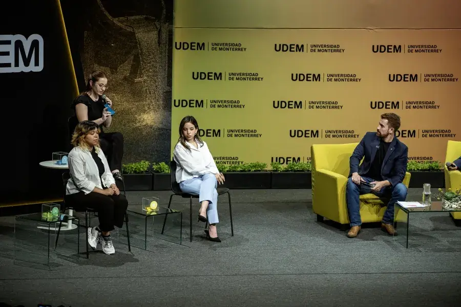 Archivo UDEM
