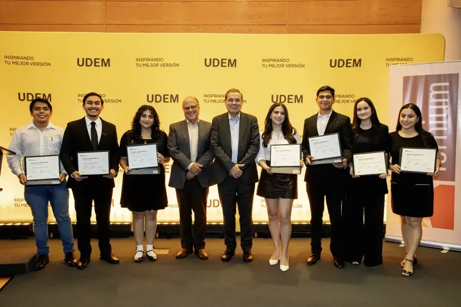 Archivo UDEM