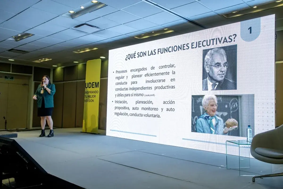 Archivo UDEM