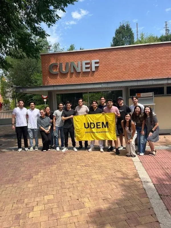 Archivo UDEM