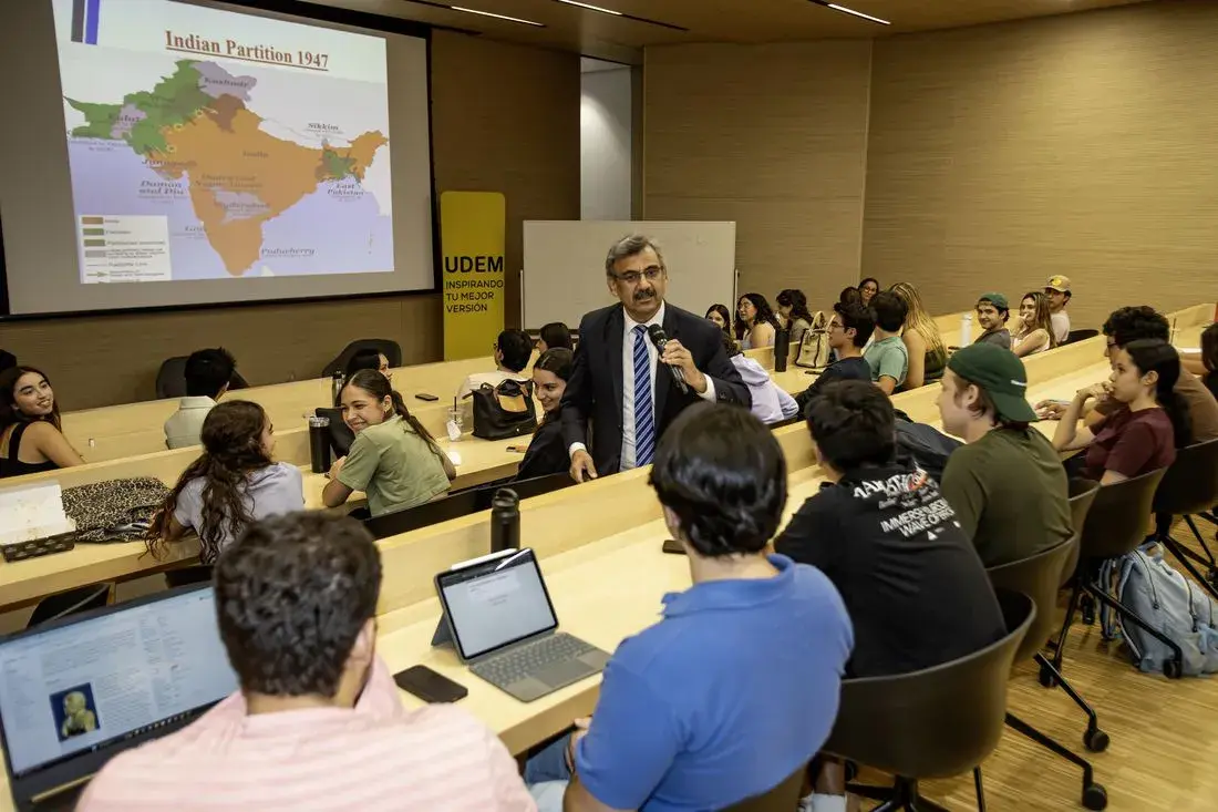 Archivo UDEM