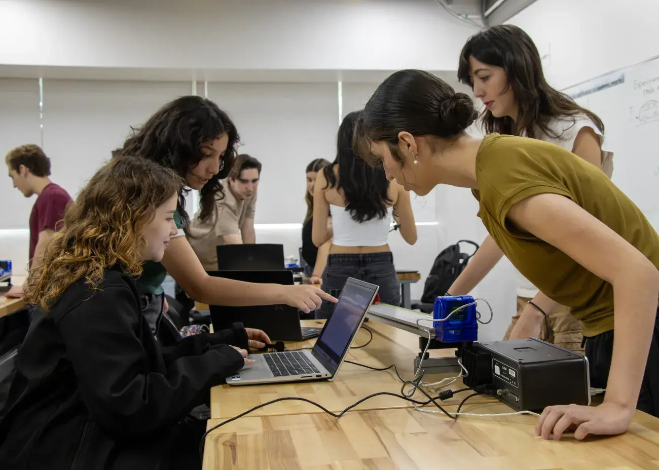 Laboratorio de Física Experimental UDEM