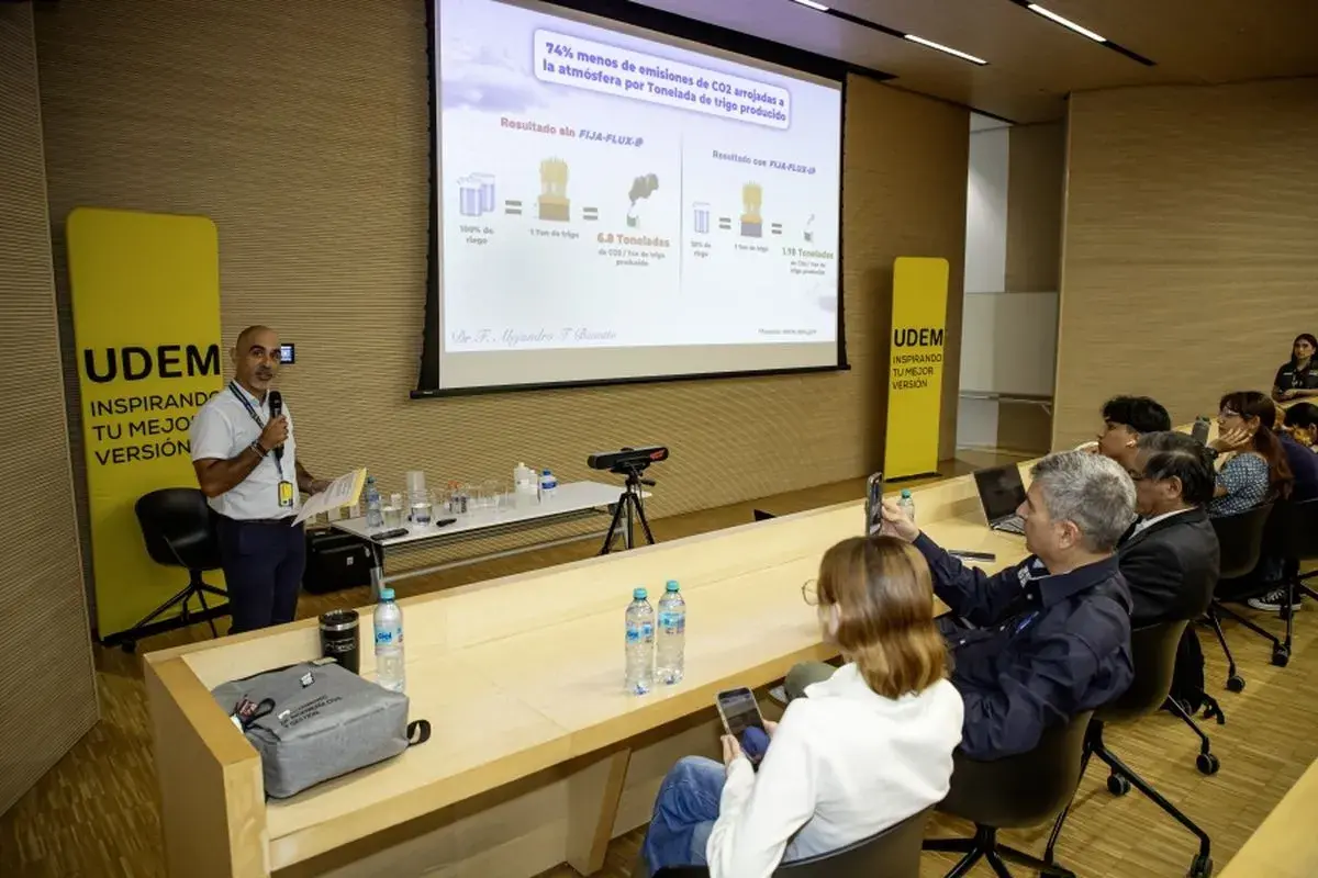 Archivo UDEM