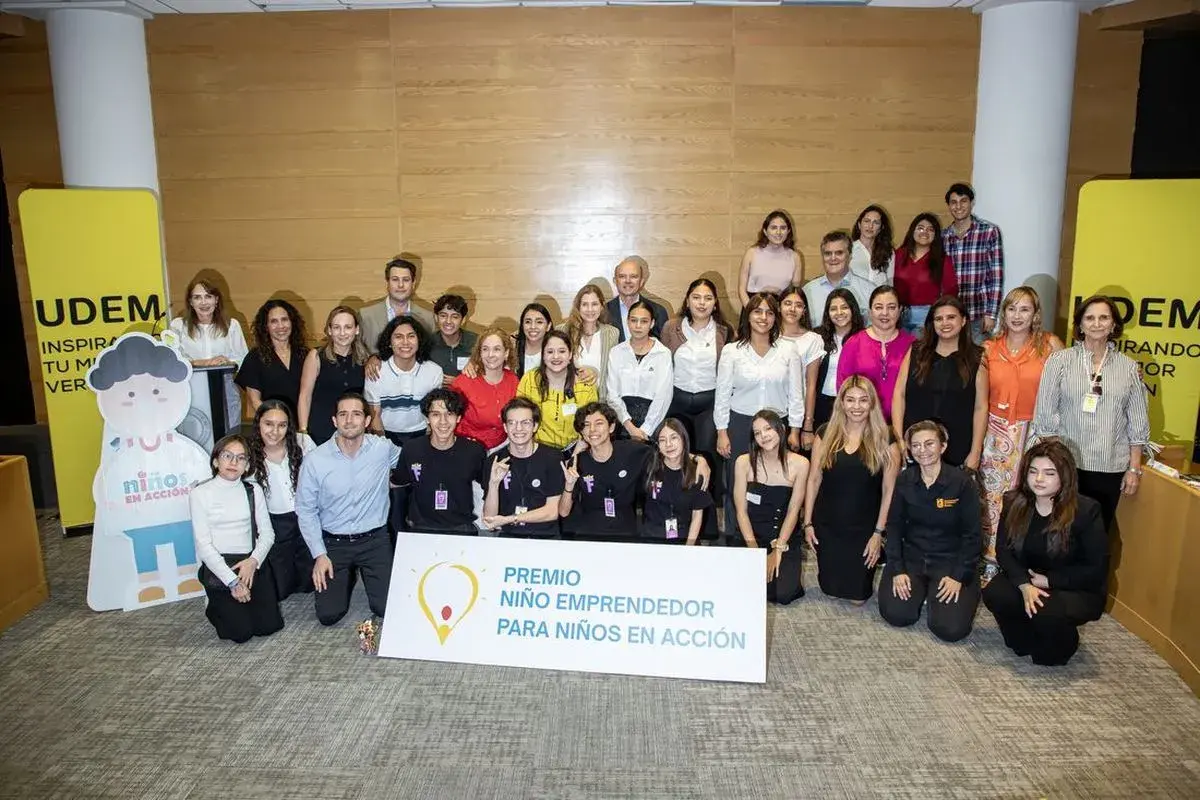 Archivo UDEM