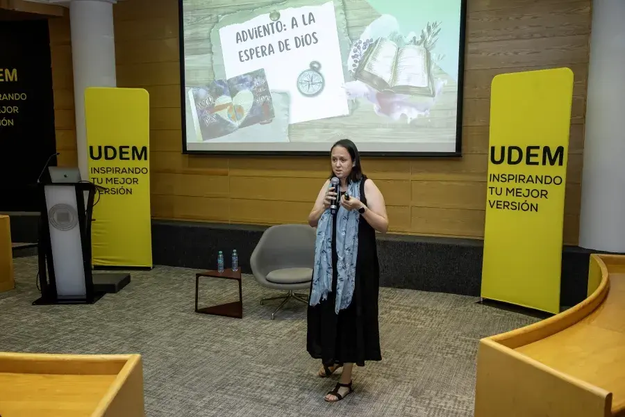 Archivo UDEM