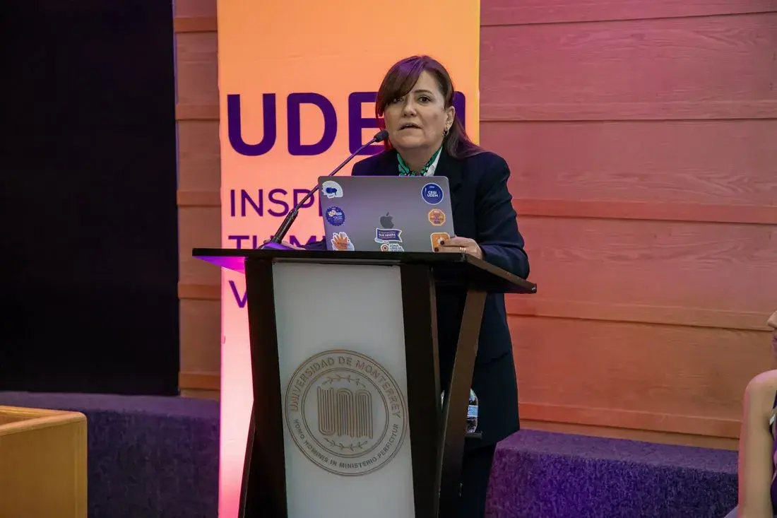 Archivo UDEM
