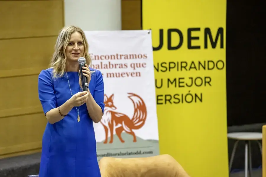 Archivo UDEM