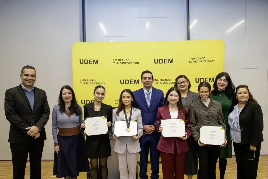 Archivo UDEM