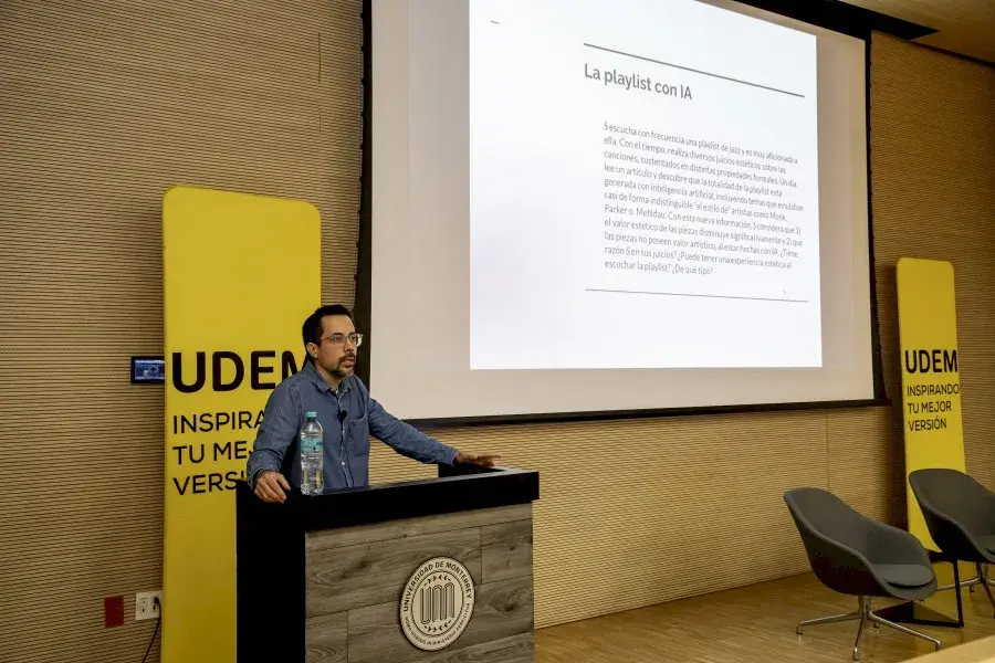 Archivo UDEM