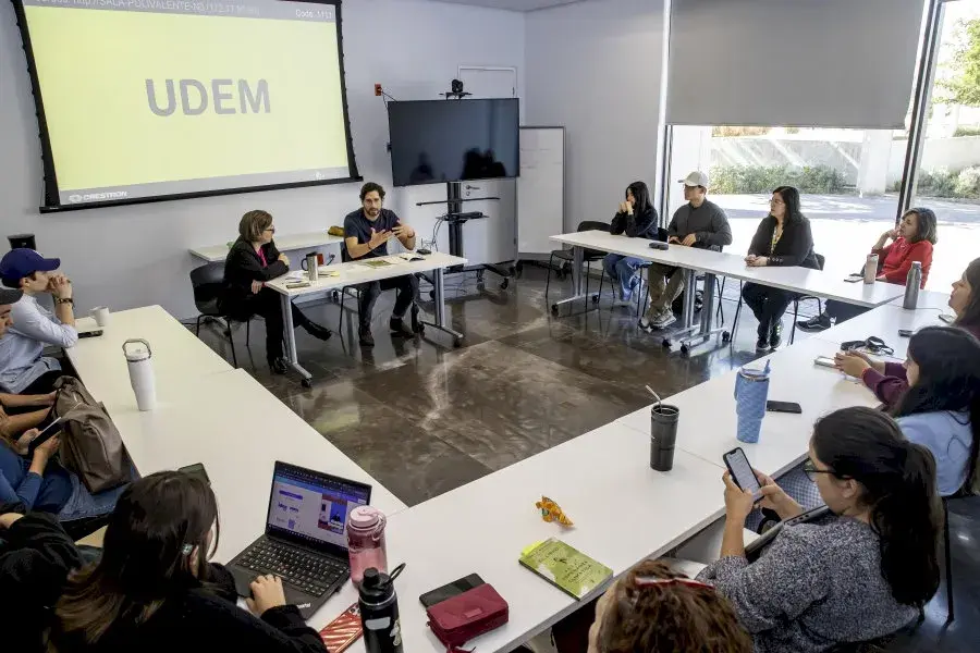 Archivo UDEM