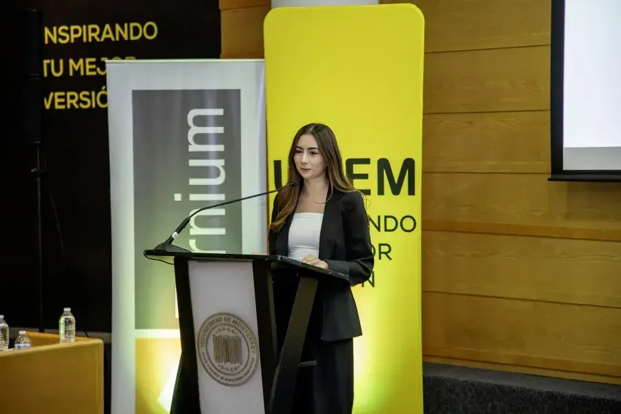 Archivo UDEM