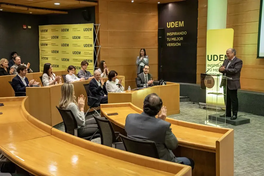 Archivo UDEM