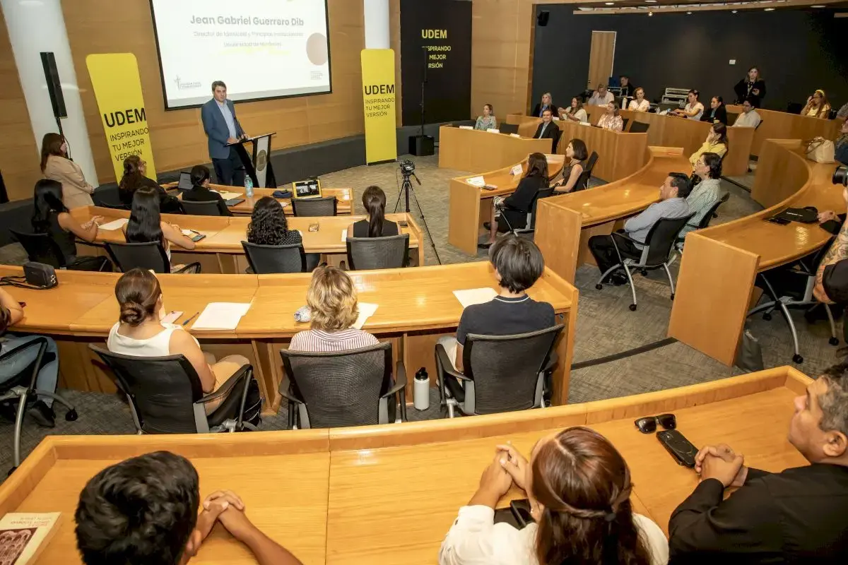 Archivo UDEM