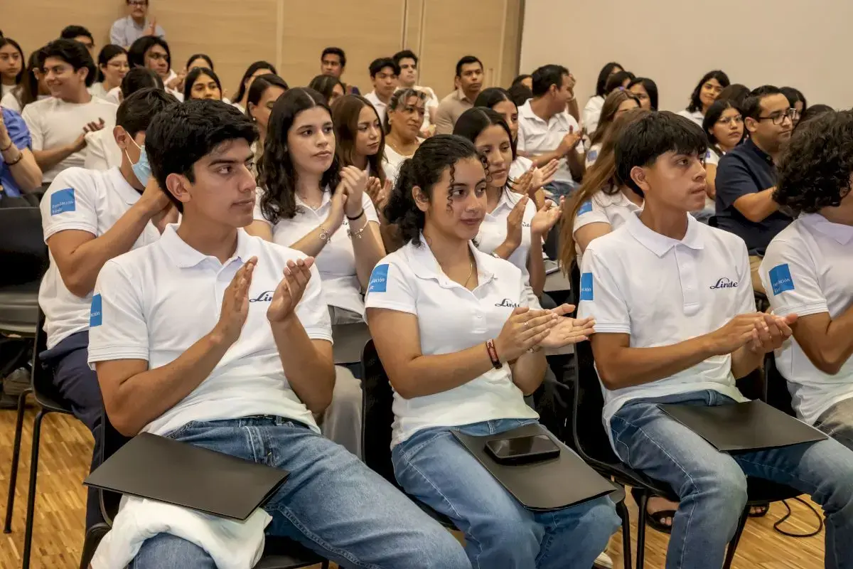 Archivo UDEM