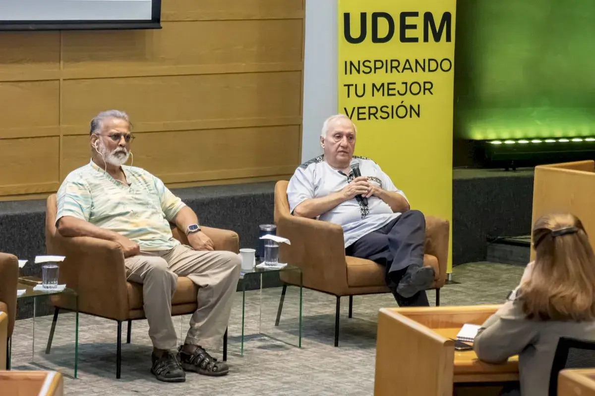 Archivo UDEM