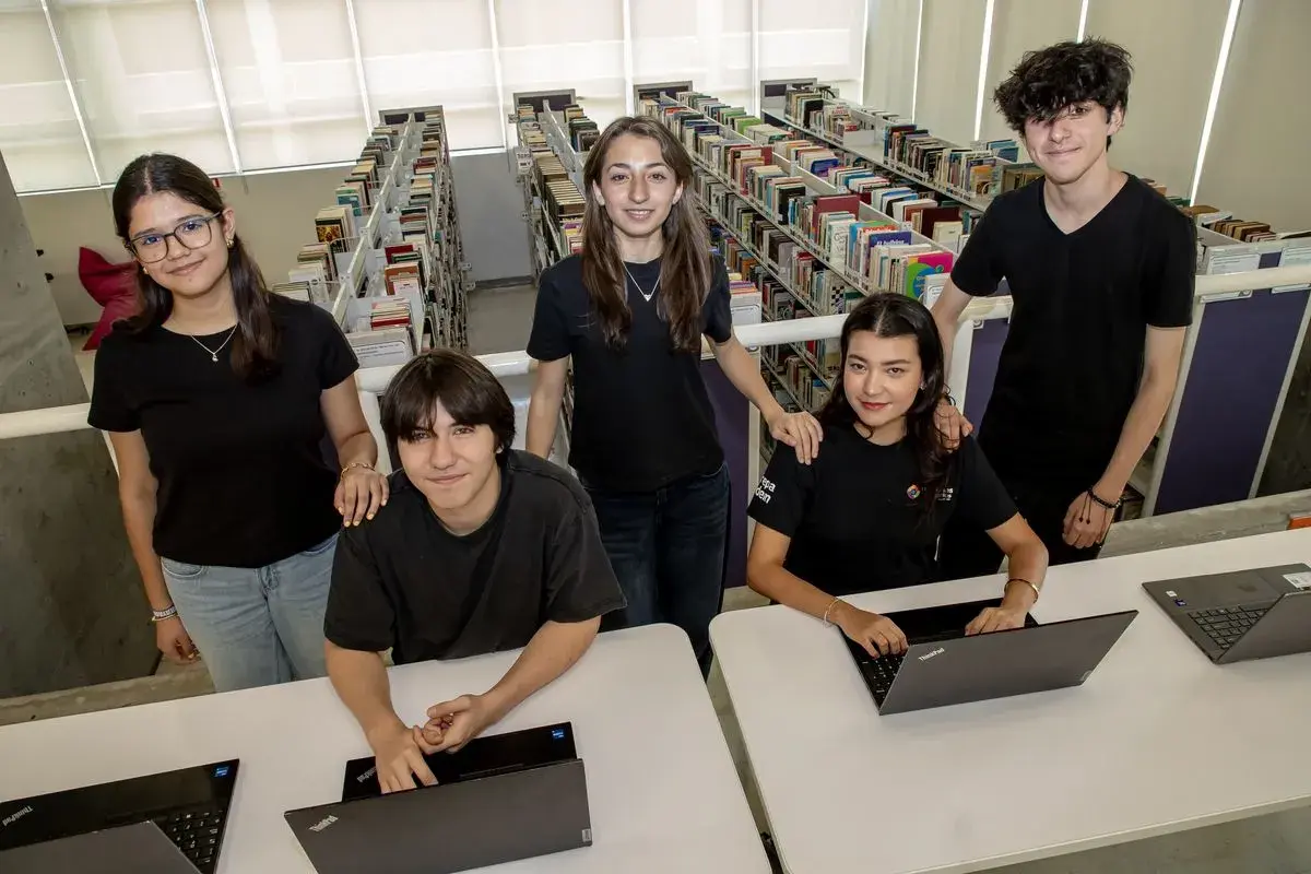 Archivo UDEM
