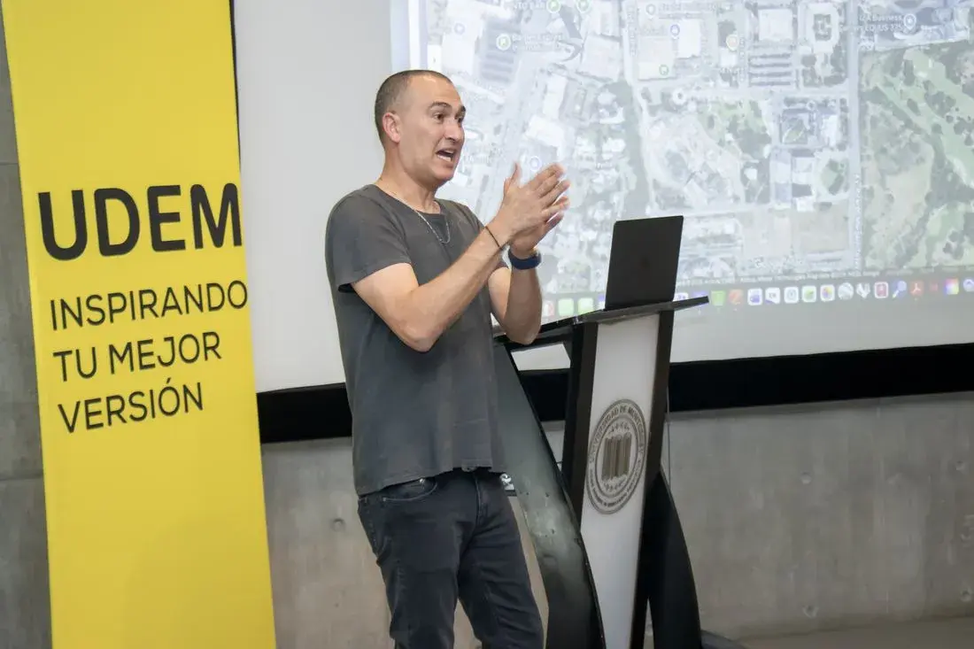 Archivo UDEM